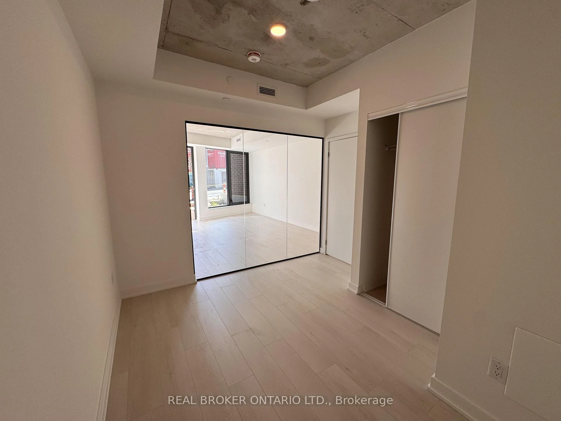 Photo 10 of 410 Keele Street, Toronto, Junction Area — HOMEH