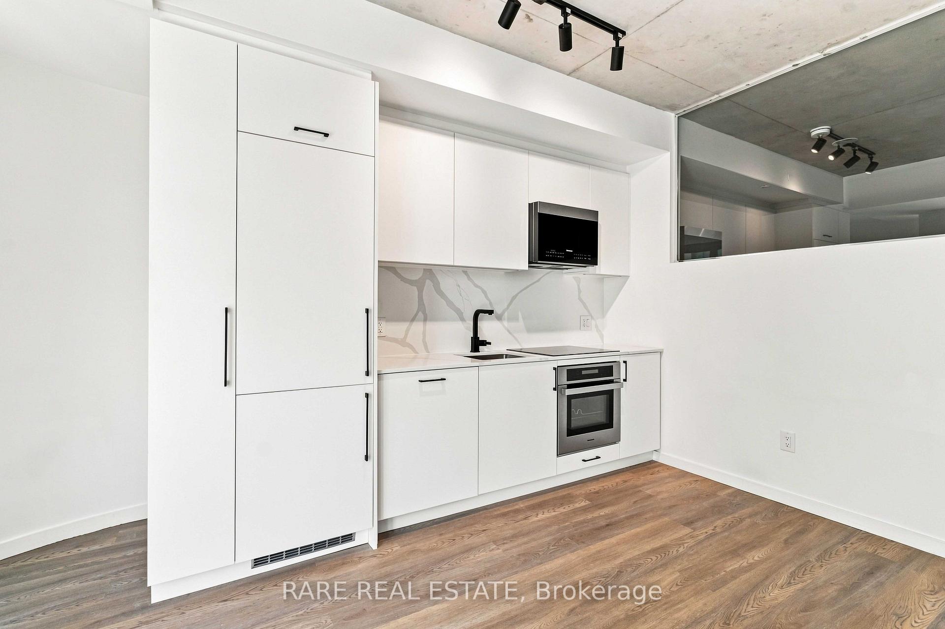 Photo 3 of Unit 330, 689 The Queensway, Etobicoke, Stonegate-Queensway — HOMEH