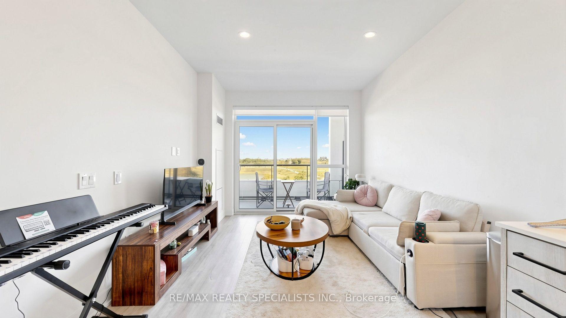 Photo 11 of Unit 601, 60 George Butchart Drive, North York, Downsview-Roding-CFB — HOMEH