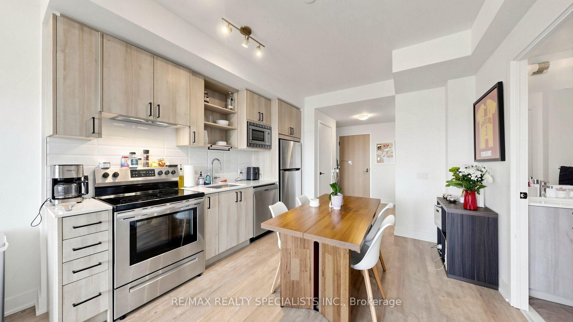 Photo 15 of Unit 601, 60 George Butchart Drive, North York, Downsview-Roding-CFB — HOMEH