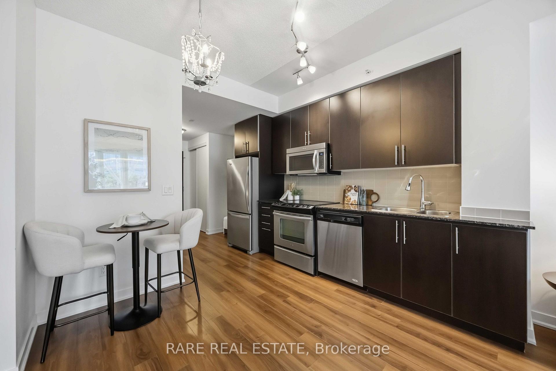 Photo 8 of Unit 518, 60 Berwick Avenue, Toronto, Yonge-Eglinton — HOMEH