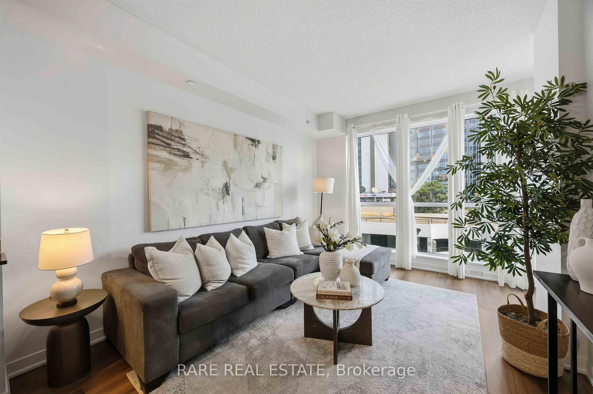 Photo 11 of Unit 518, 60 Berwick Avenue, Toronto, Yonge-Eglinton — HOMEH