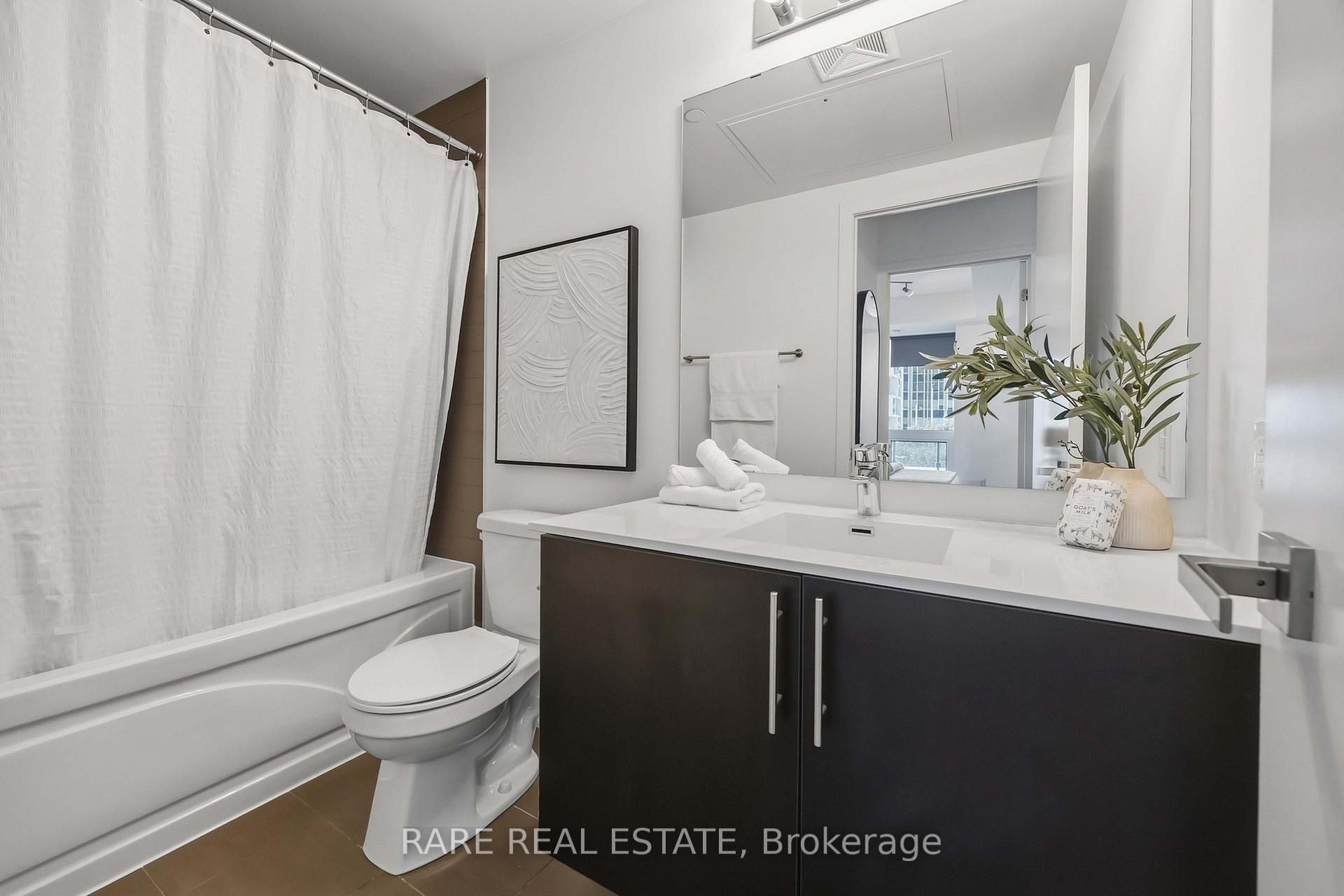 Photo 20 of Unit 518, 60 Berwick Avenue, Toronto, Yonge-Eglinton — HOMEH
