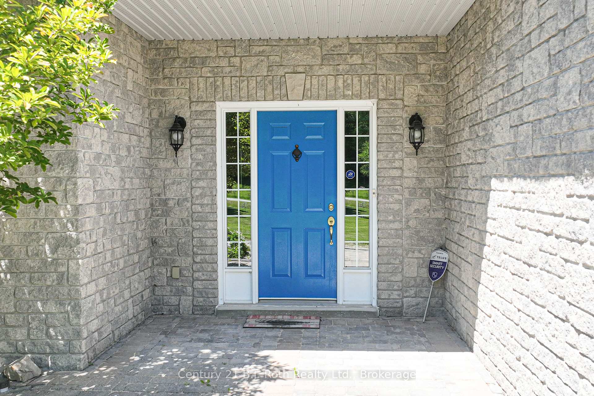 Photo 2 of 1273 Hawk Ridge Crescent, Severn, Rural Severn — HOMEH