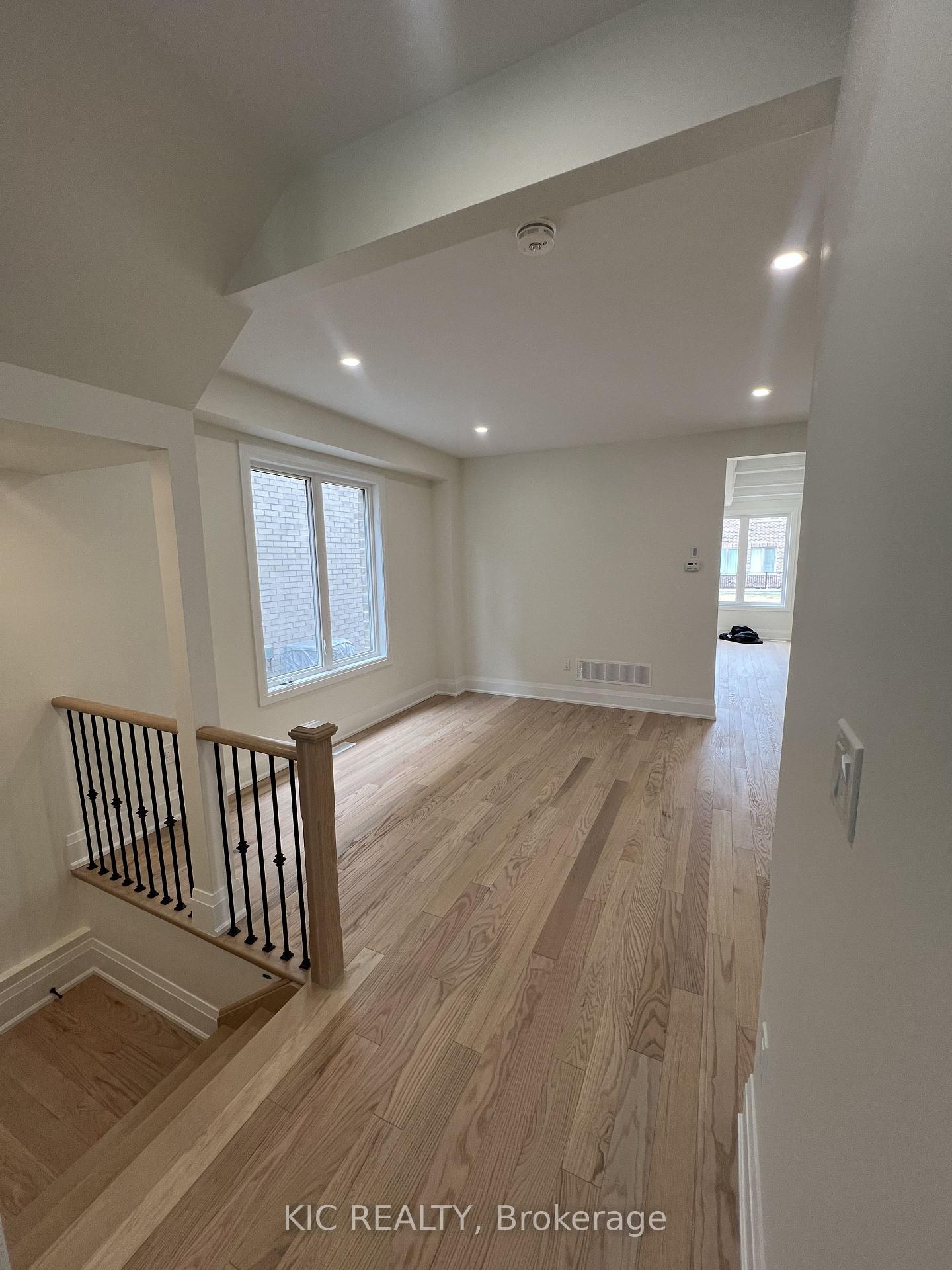 Photo 10 of 93 Baycroft Boulevard, Essa, Angus — HOMEH