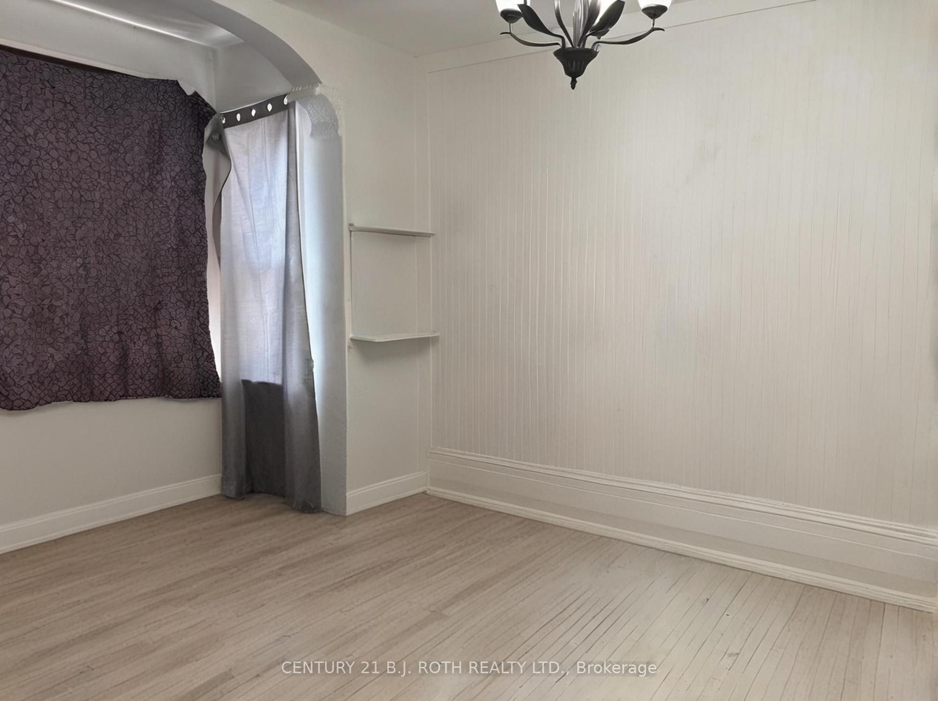 Photo 8 of 253 Dunlop Street E, Barrie, North Shore — HOMEH