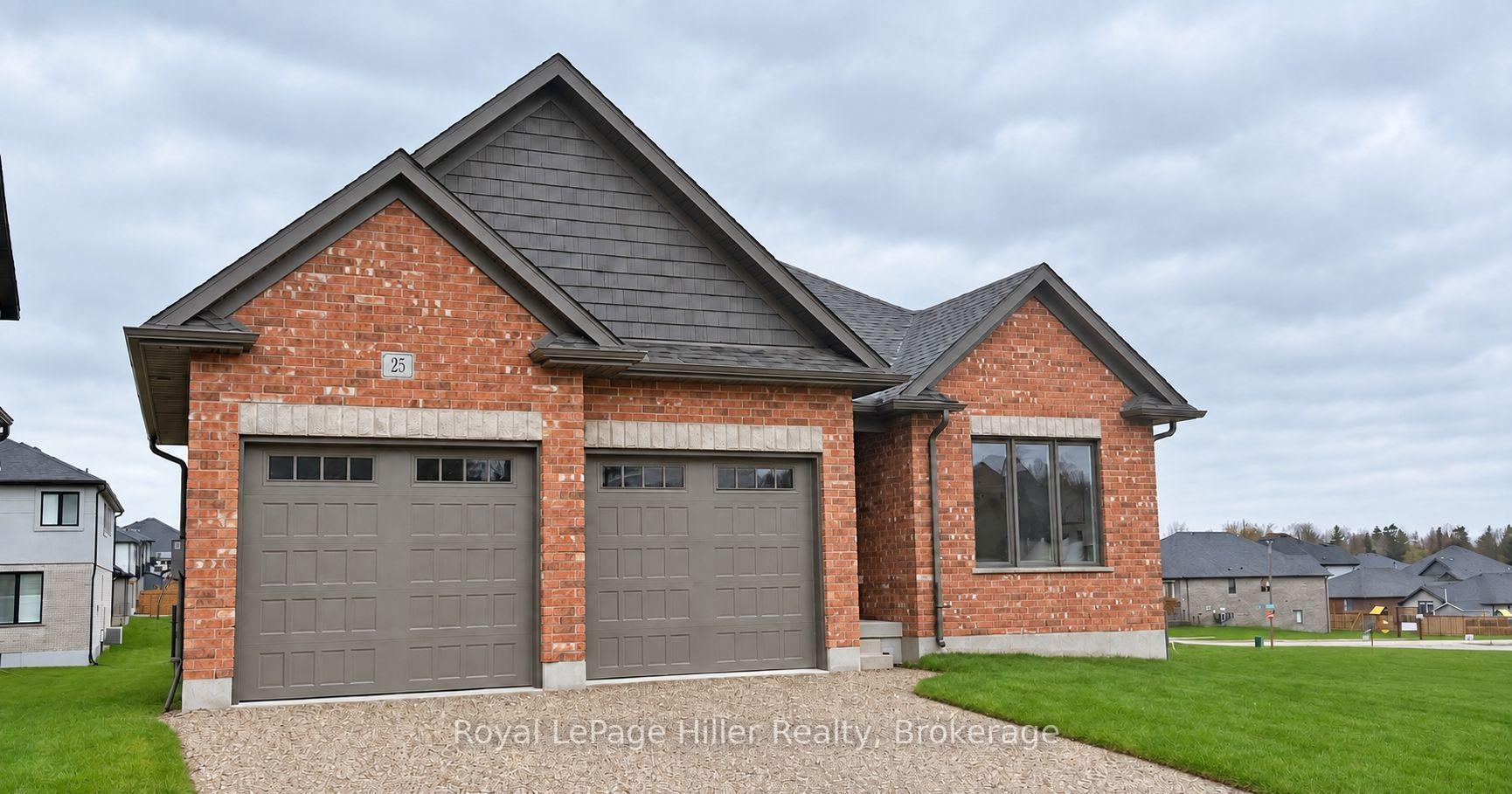 Photo 5 of 25 Avery Place, Perth East, Milverton — HOMEH
