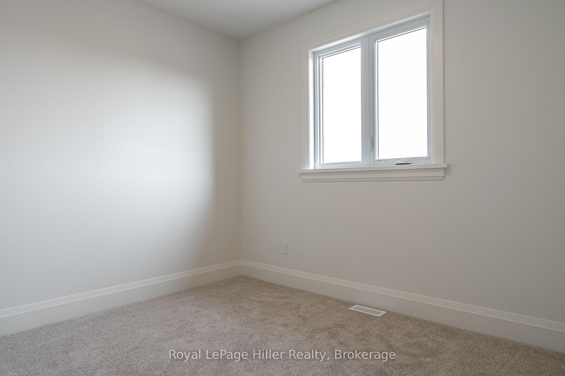 Photo 16 of 25 Avery Place, Perth East, Milverton — HOMEH
