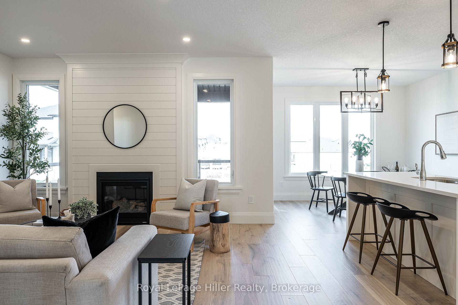 Photo 18 of 25 Avery Place, Perth East, Milverton — HOMEH