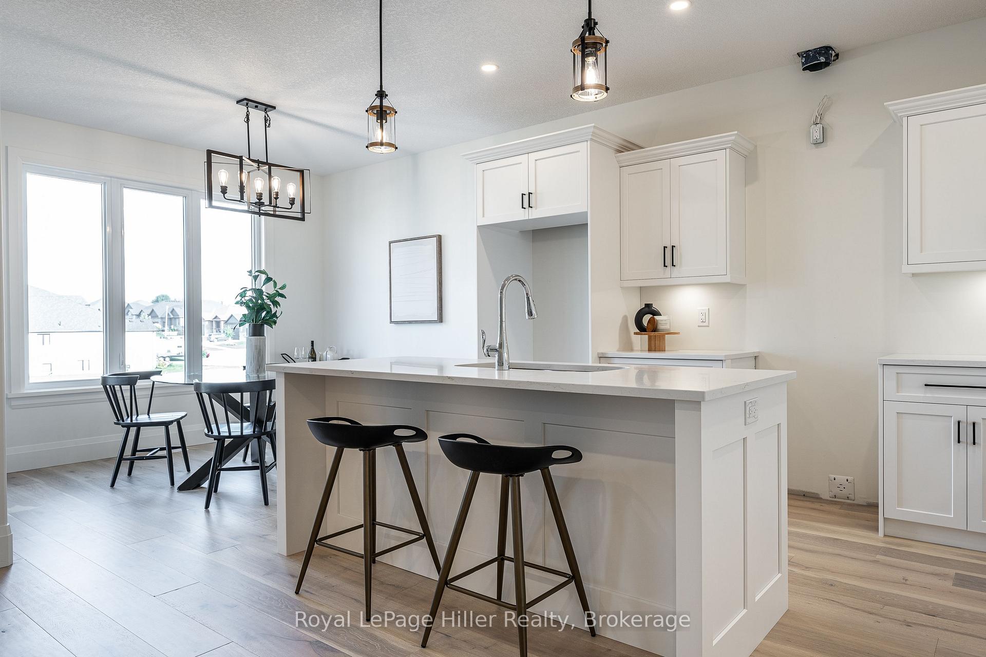 Photo 19 of 25 Avery Place, Perth East, Milverton — HOMEH