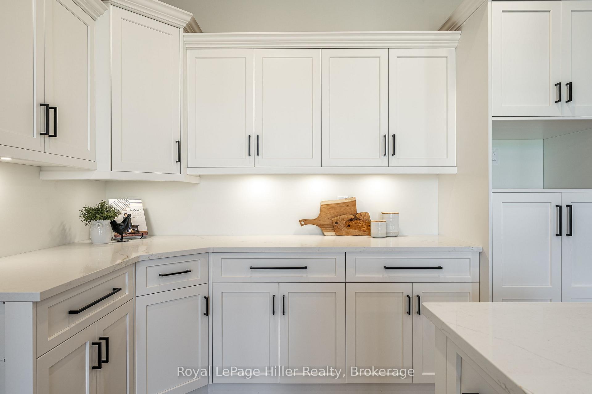 Photo 22 of 25 Avery Place, Perth East, Milverton — HOMEH