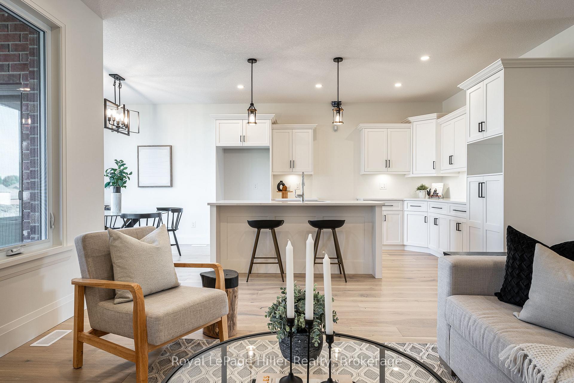 Photo 36 of 25 Avery Place, Perth East, Milverton — HOMEH
