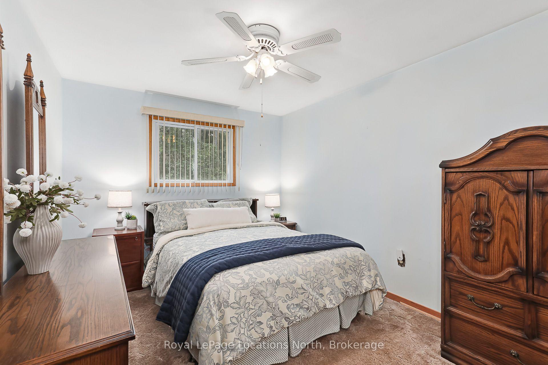 Photo 16 of 26 Stroud Crescent, Wasaga Beach — HOMEH