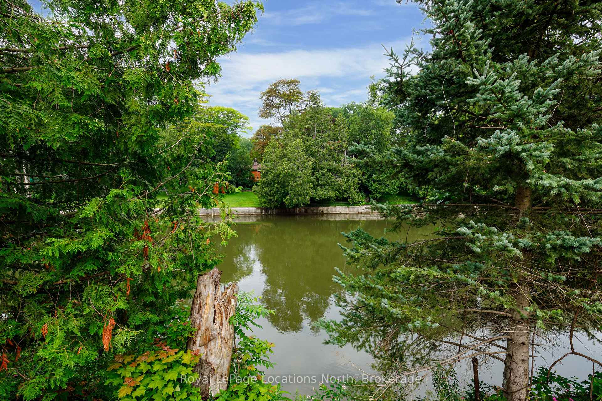 Photo 36 of 26 Stroud Crescent, Wasaga Beach — HOMEH