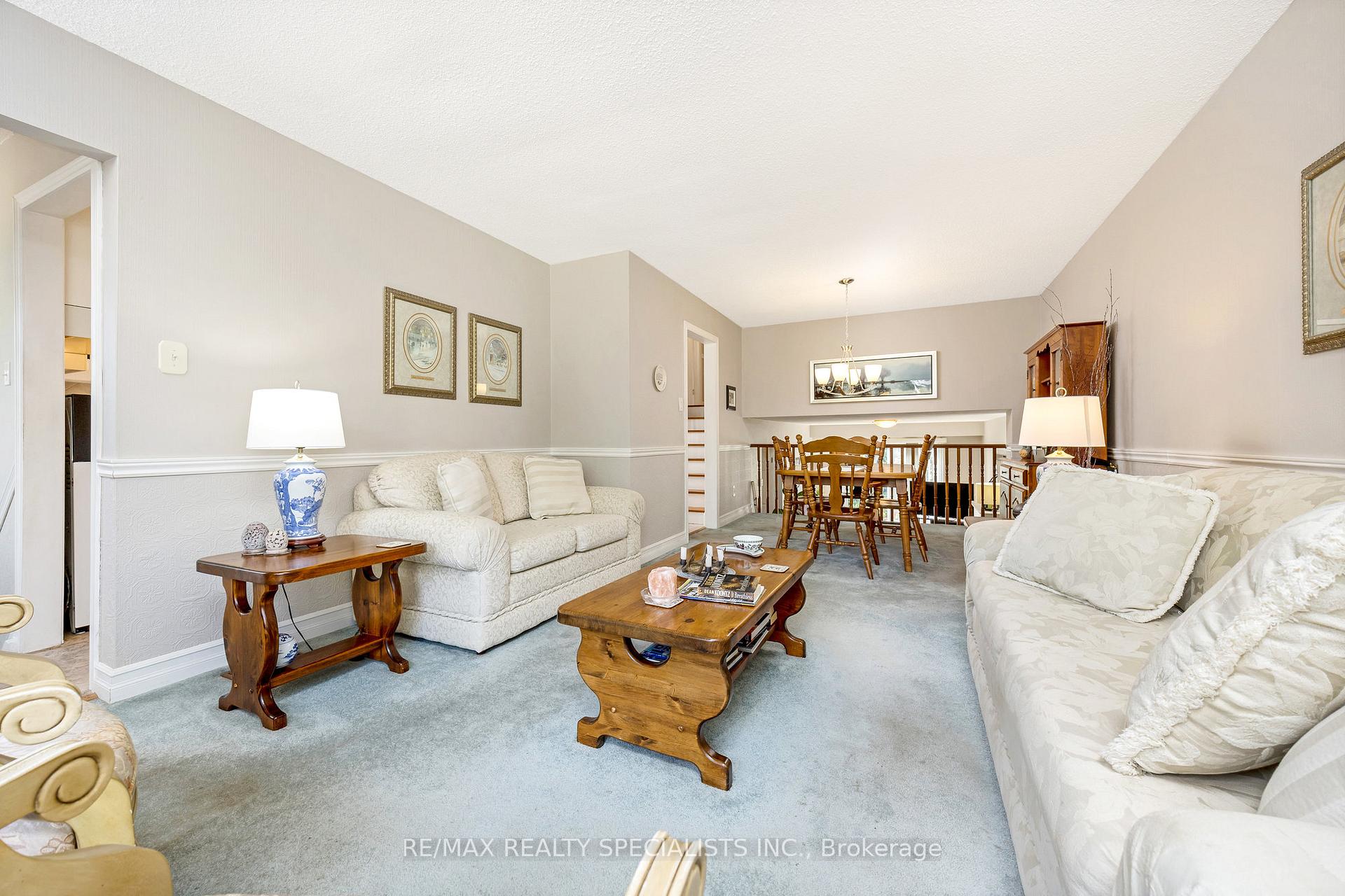 Photo 7 of 6356 Chaumont Crescent, Mississauga, Meadowvale — HOMEH