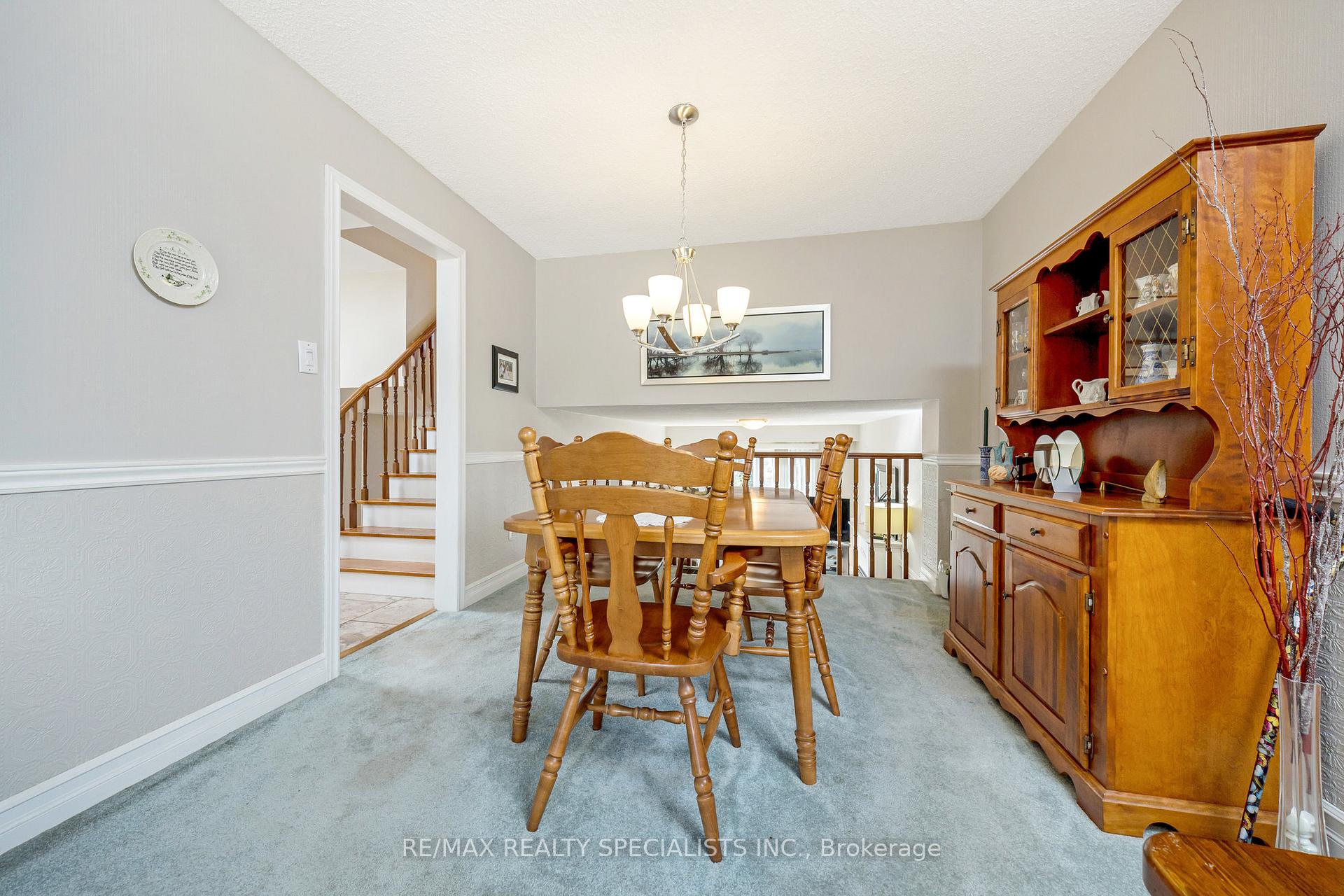 Photo 9 of 6356 Chaumont Crescent, Mississauga, Meadowvale — HOMEH