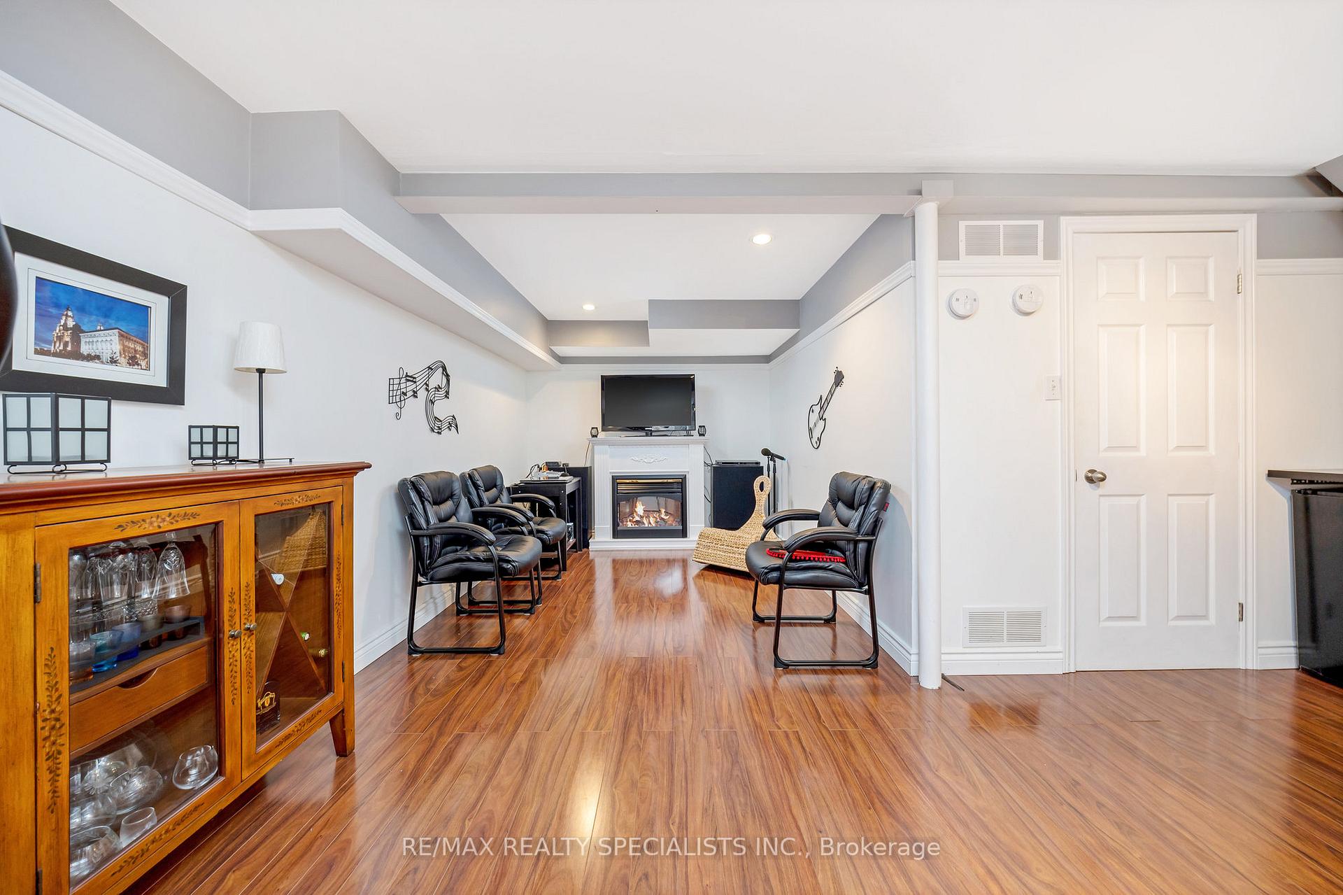Photo 25 of 6356 Chaumont Crescent, Mississauga, Meadowvale — HOMEH