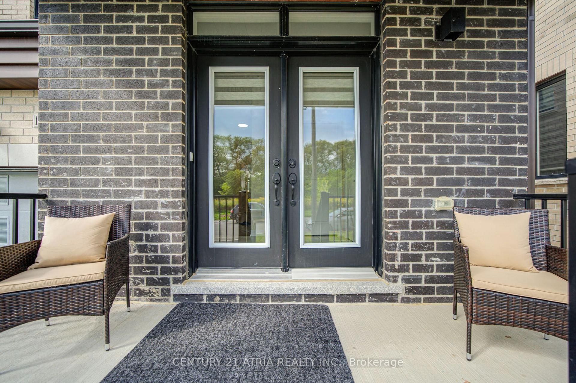 Photo 3 of 1304 Klondike Drive, Oshawa, Kedron — HOMEH