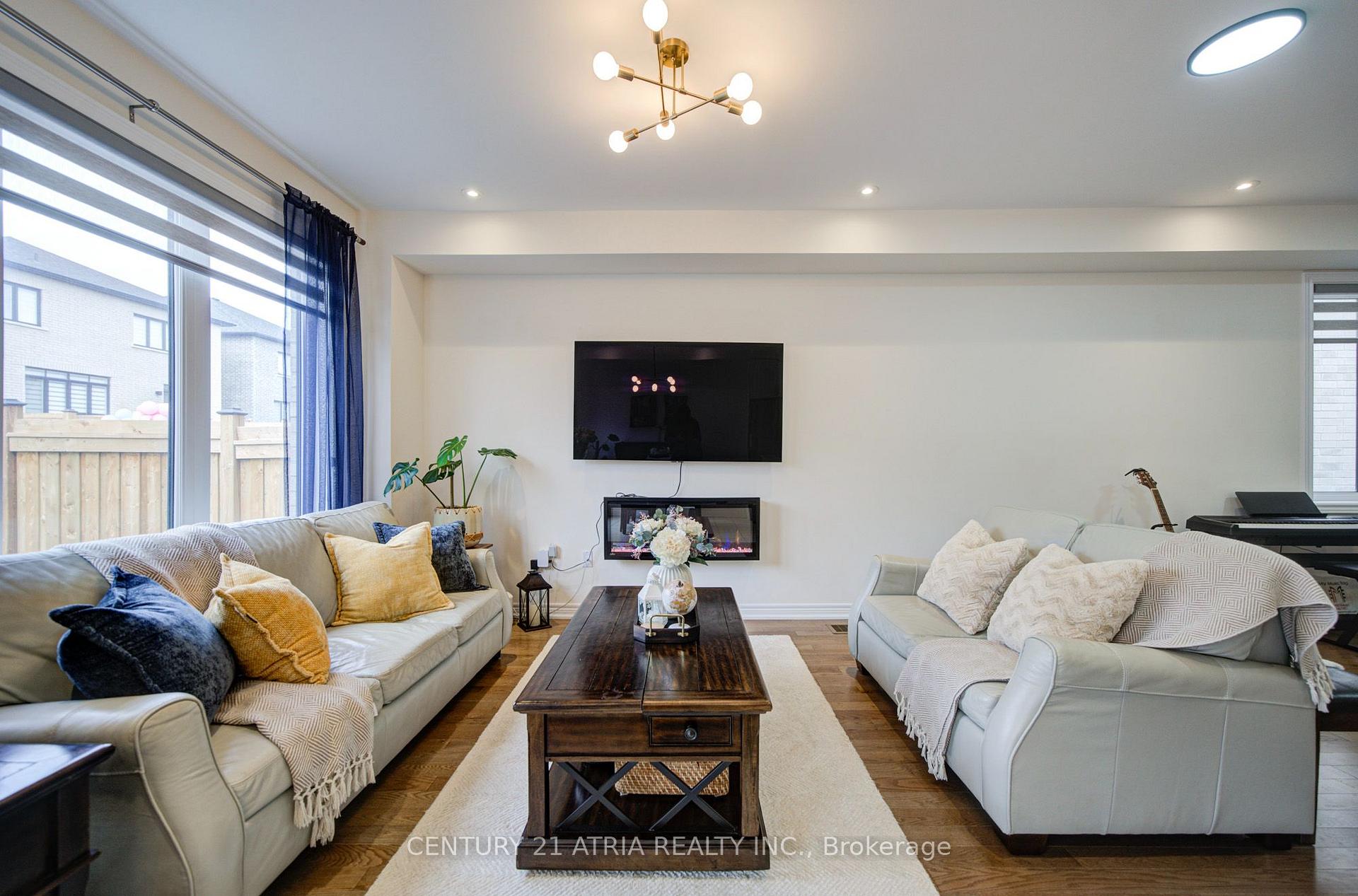 Photo 10 of 1304 Klondike Drive, Oshawa, Kedron — HOMEH