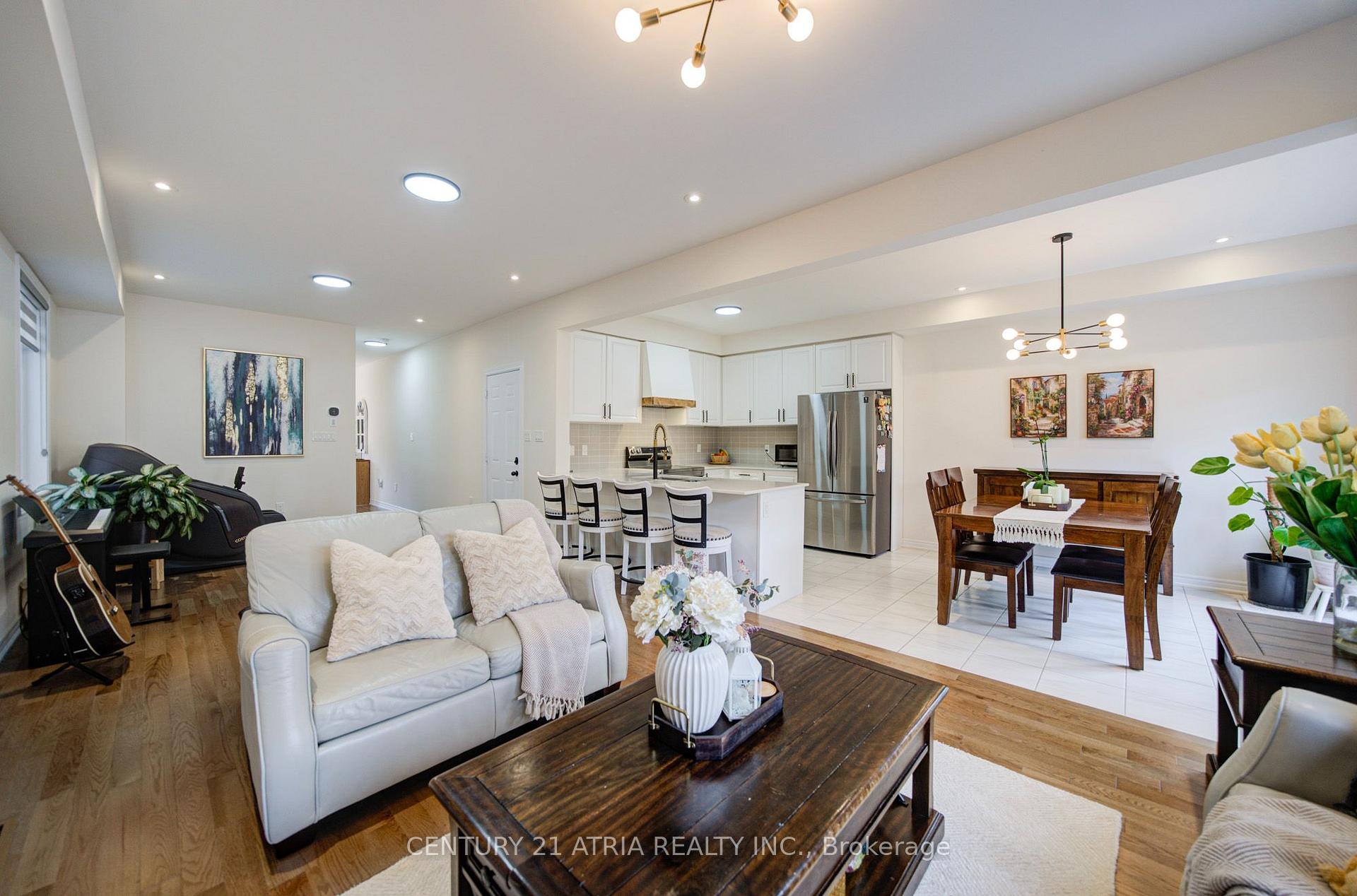 Photo 12 of 1304 Klondike Drive, Oshawa, Kedron — HOMEH