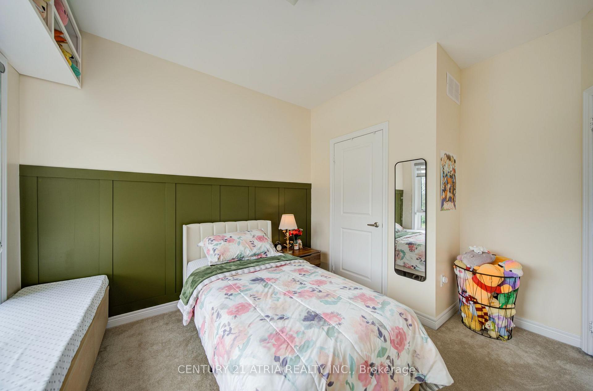 Photo 27 of 1304 Klondike Drive, Oshawa, Kedron — HOMEH