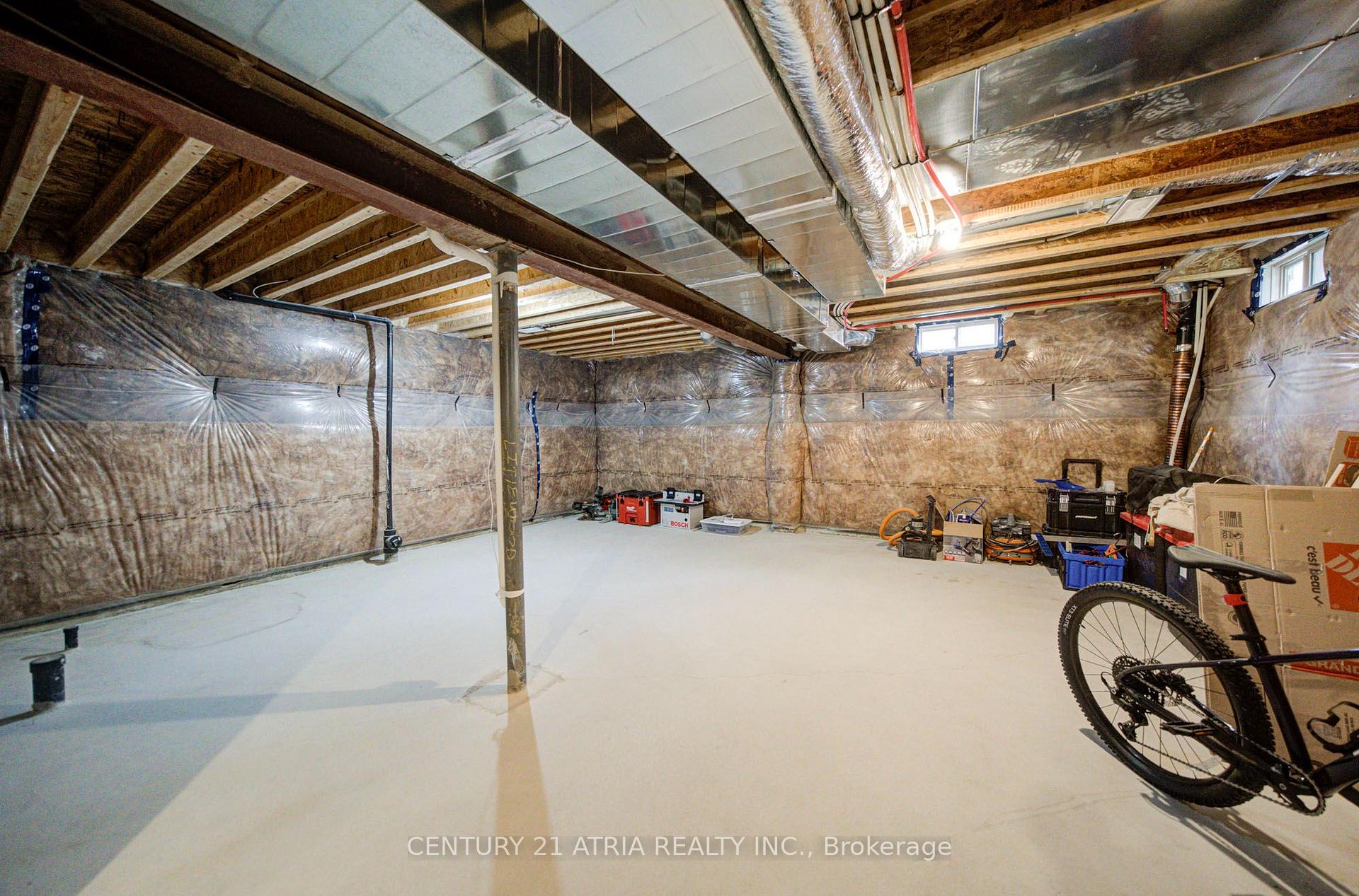 Photo 33 of 1304 Klondike Drive, Oshawa, Kedron — HOMEH