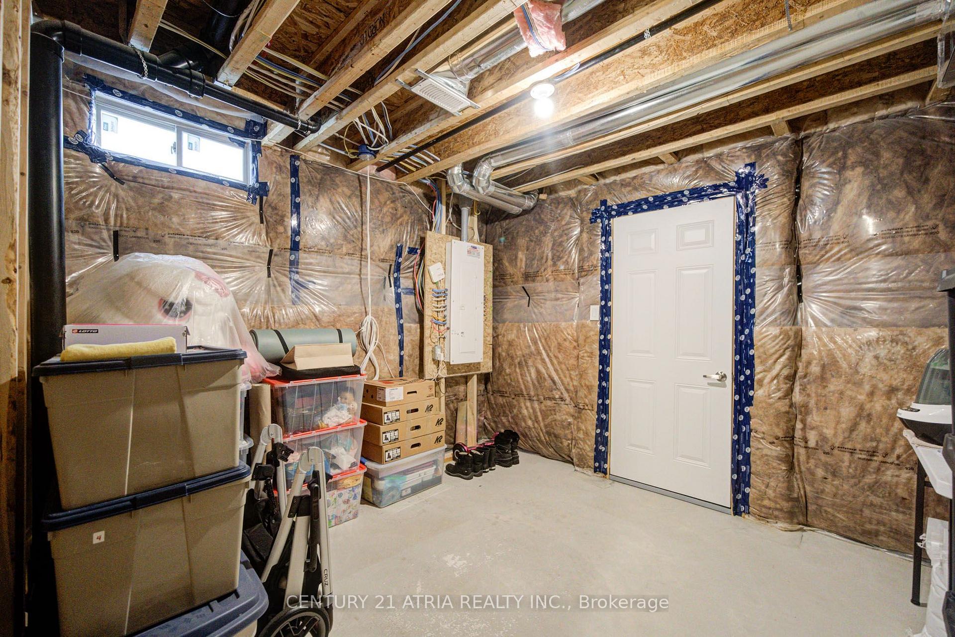 Photo 34 of 1304 Klondike Drive, Oshawa, Kedron — HOMEH