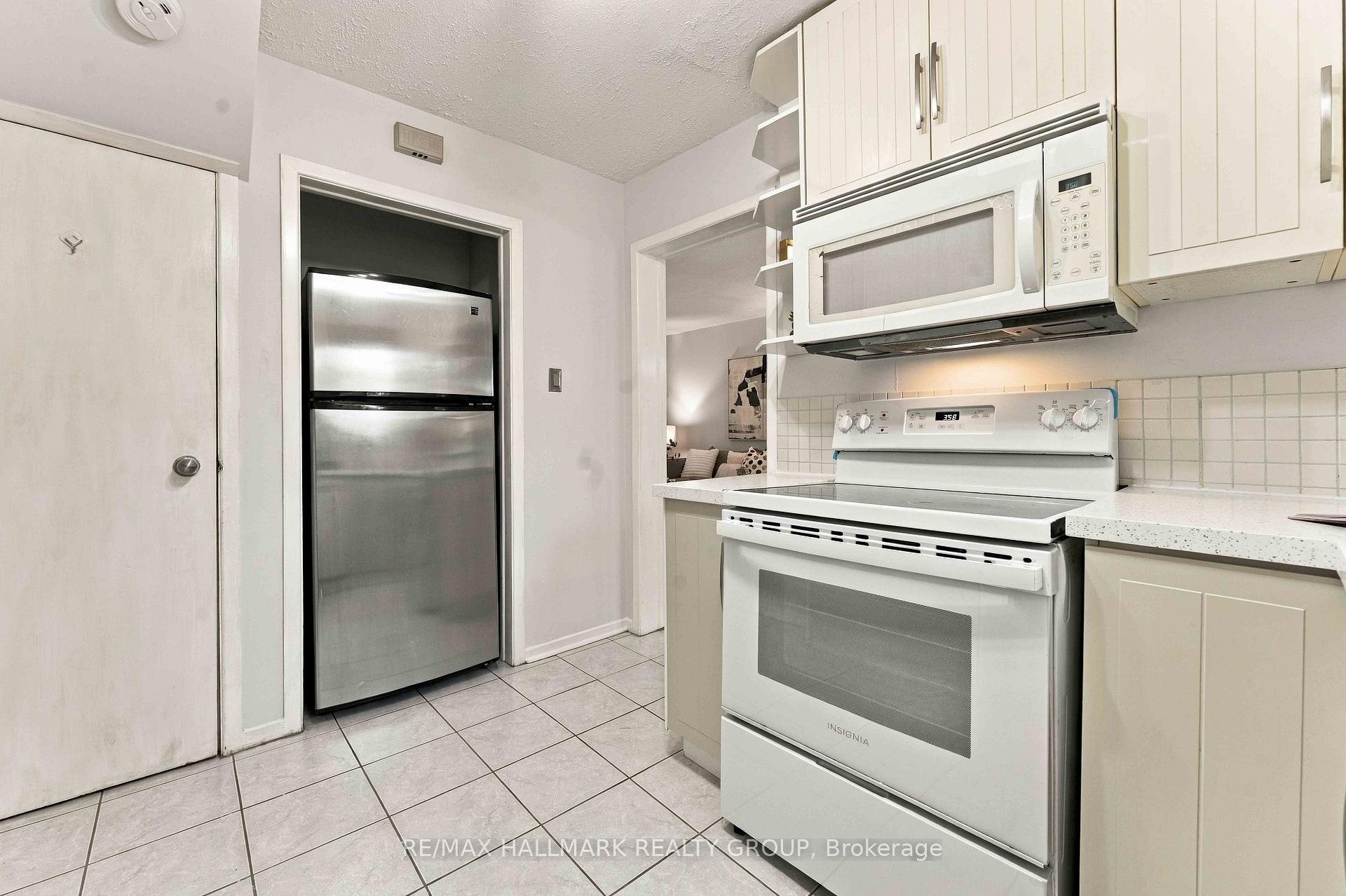 Photo 17 of 3 Ashbury Place, Ottawa, Lindenlea — HOMEH