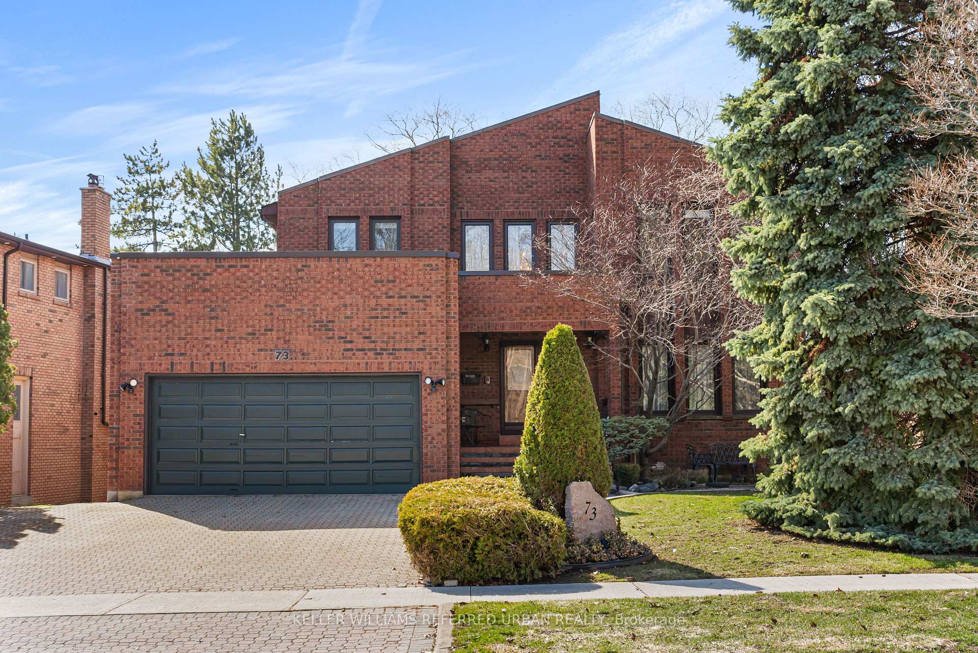 Photo 2 of 73 Garnier Court, North York, Bayview Woods-Steeles — HOMEH