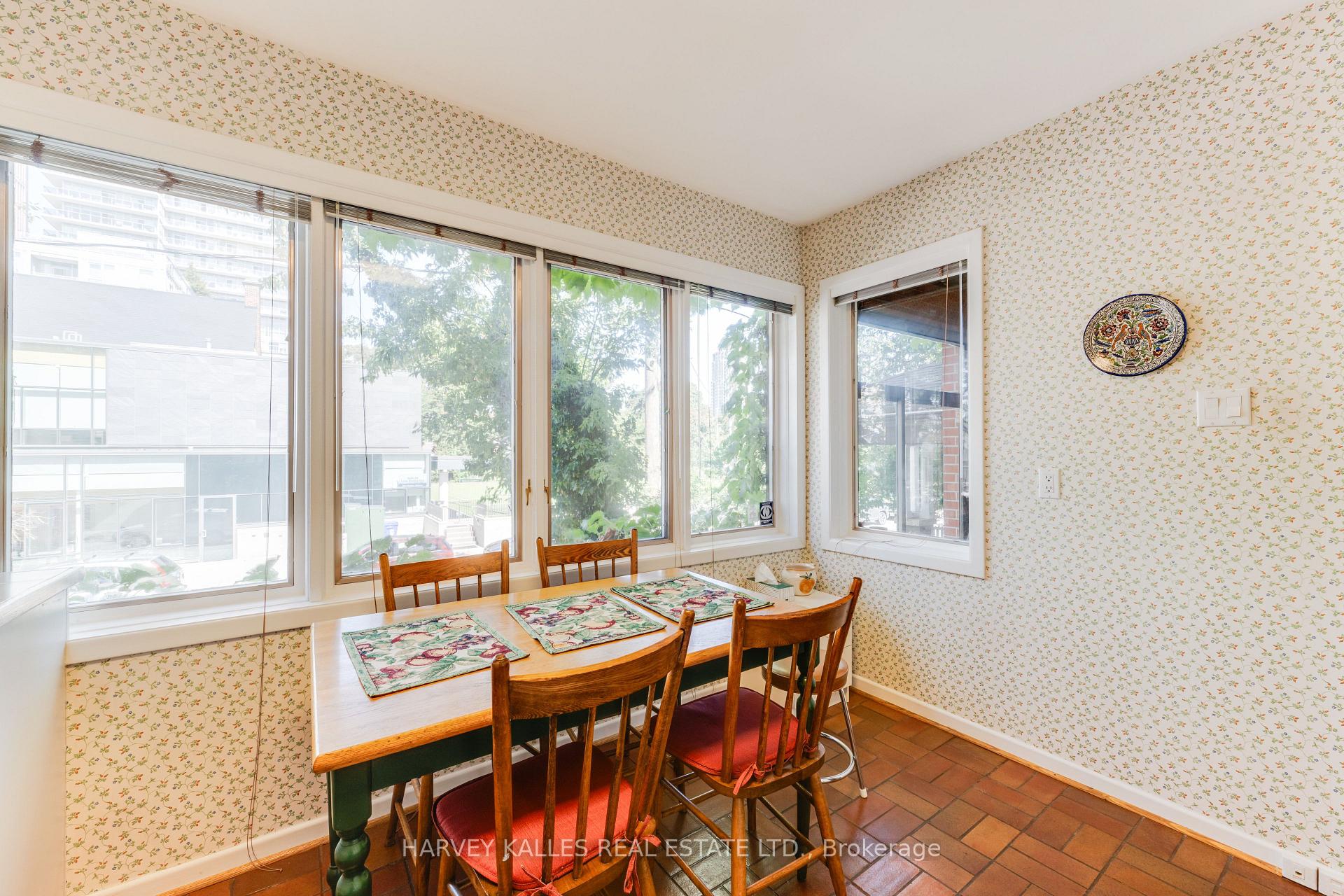 Photo 20 of 45 Melgund Road, Toronto, Casa Loma — HOMEH