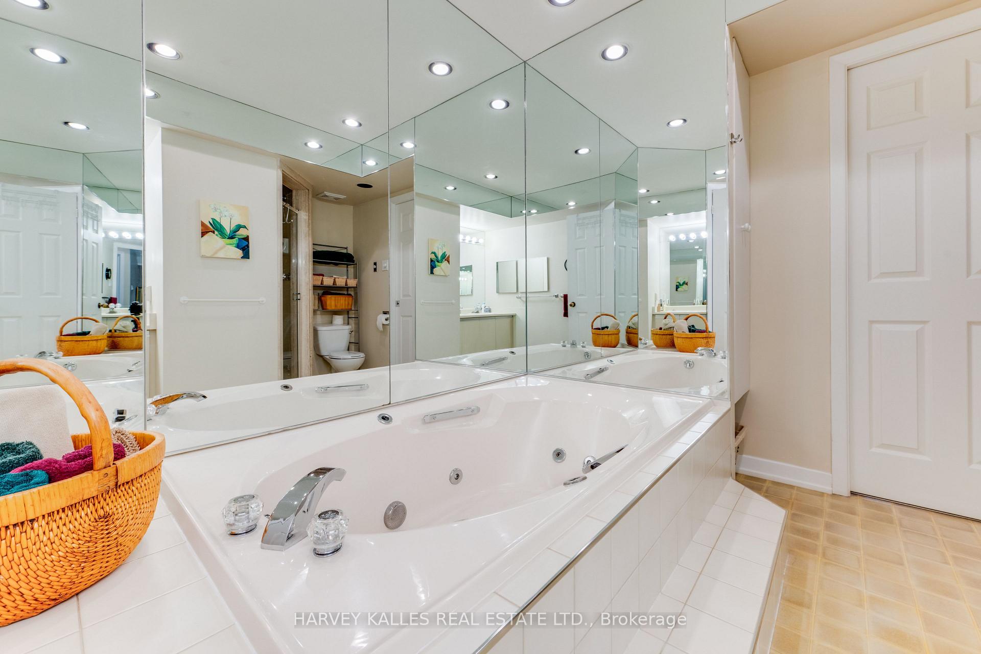 Photo 29 of 45 Melgund Road, Toronto, Casa Loma — HOMEH