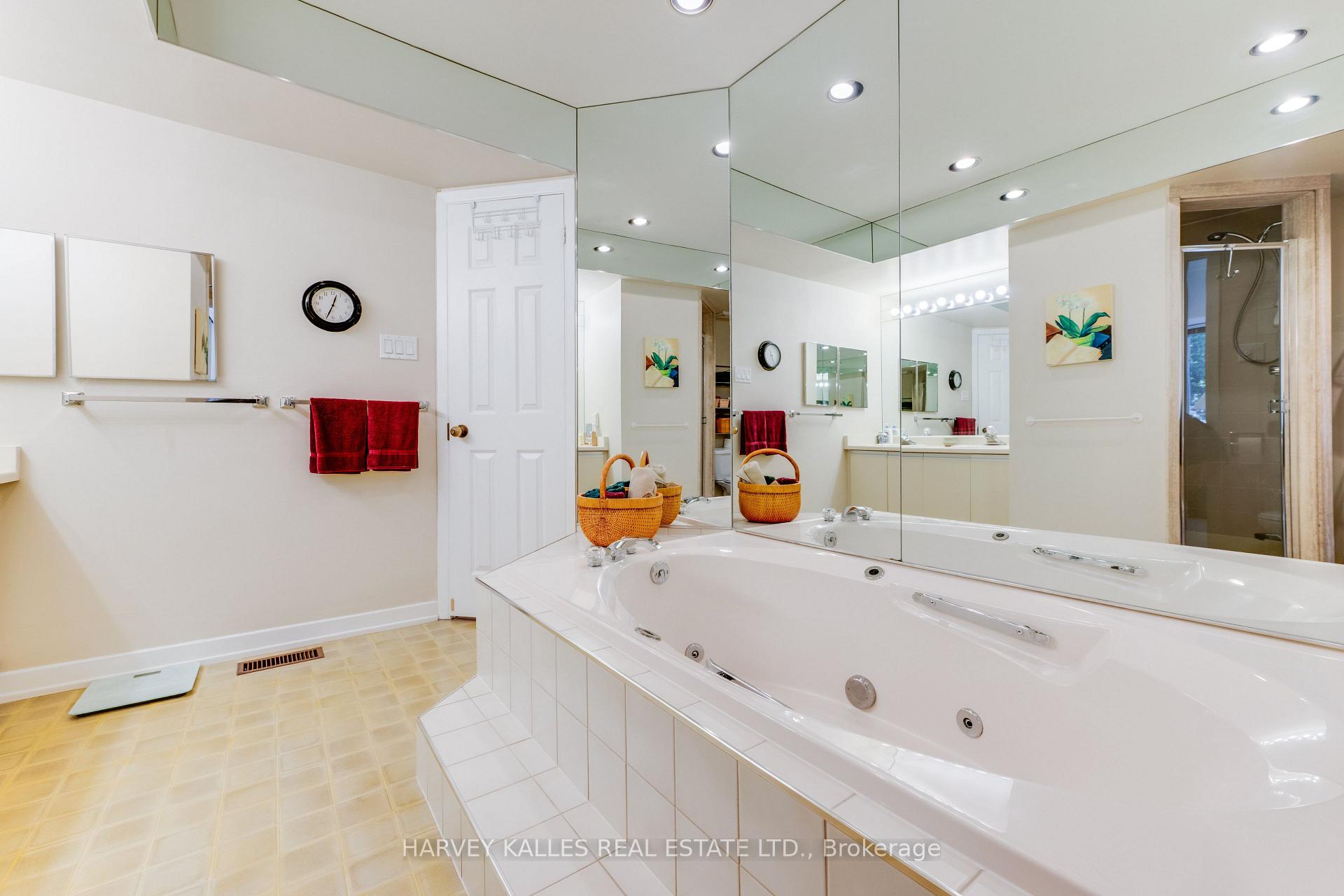 Photo 30 of 45 Melgund Road, Toronto, Casa Loma — HOMEH