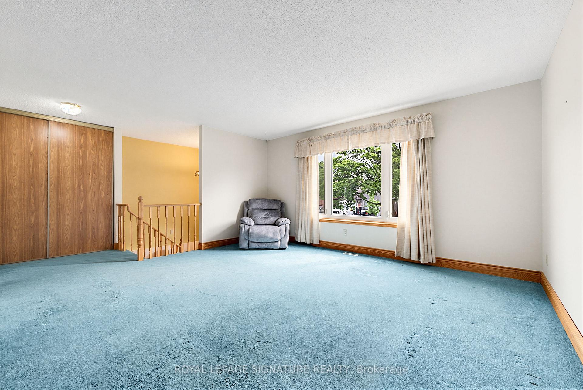 Photo 6 of 20 McFeeters Crescent, Clarington, Bowmanville — HOMEH