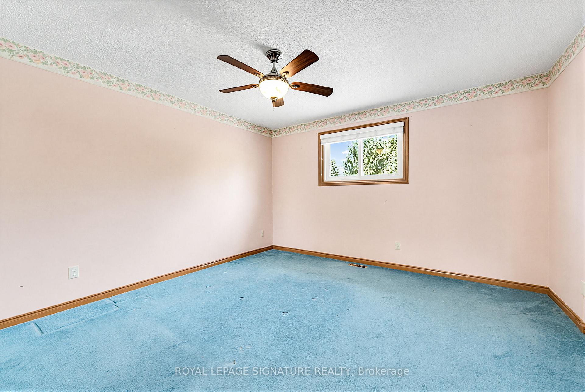 Photo 17 of 20 McFeeters Crescent, Clarington, Bowmanville — HOMEH