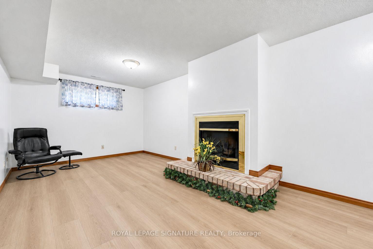 Photo 26 of 20 McFeeters Crescent, Clarington, Bowmanville — HOMEH