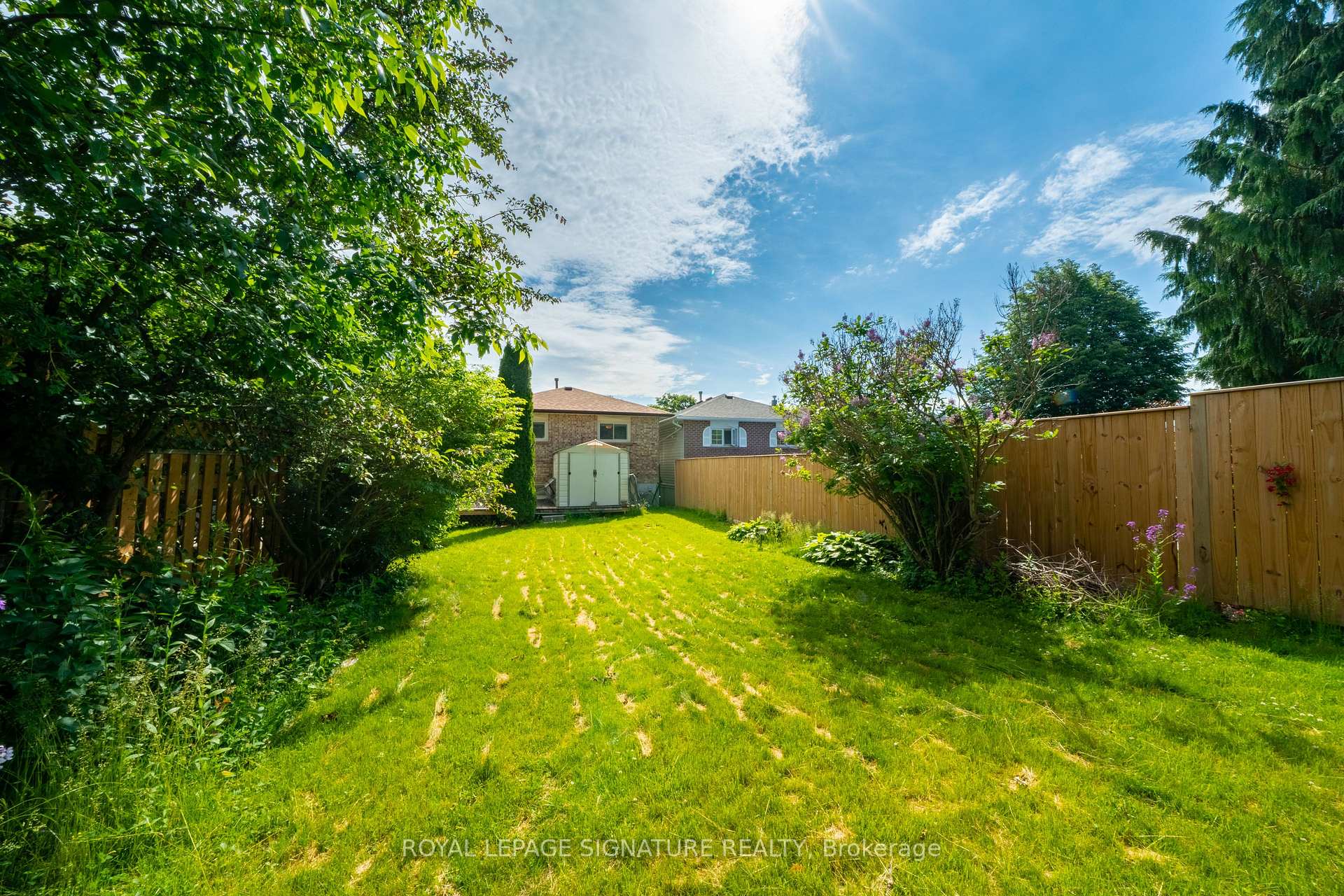 Photo 35 of 20 McFeeters Crescent, Clarington, Bowmanville — HOMEH