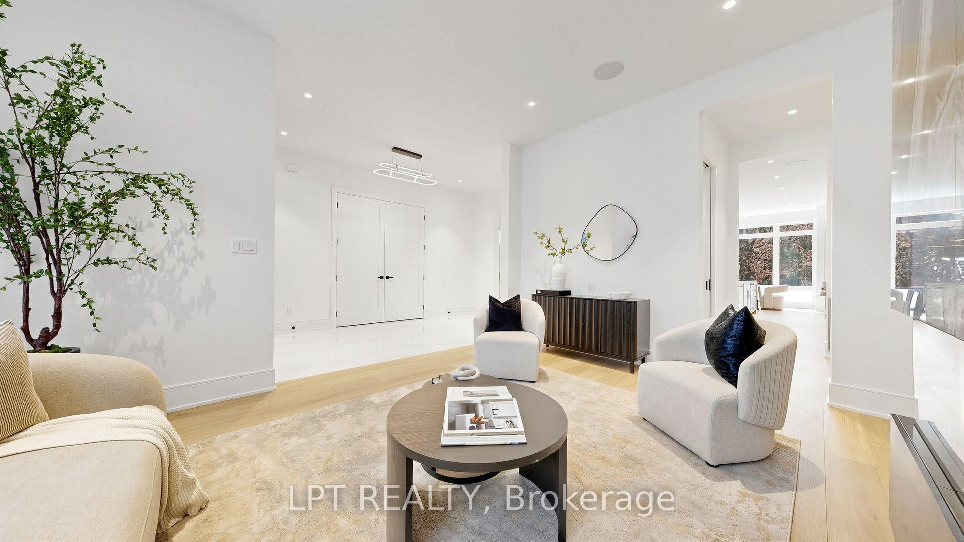 Photo 8 of 431 Heath Street E, Toronto, Leaside — HOMEH