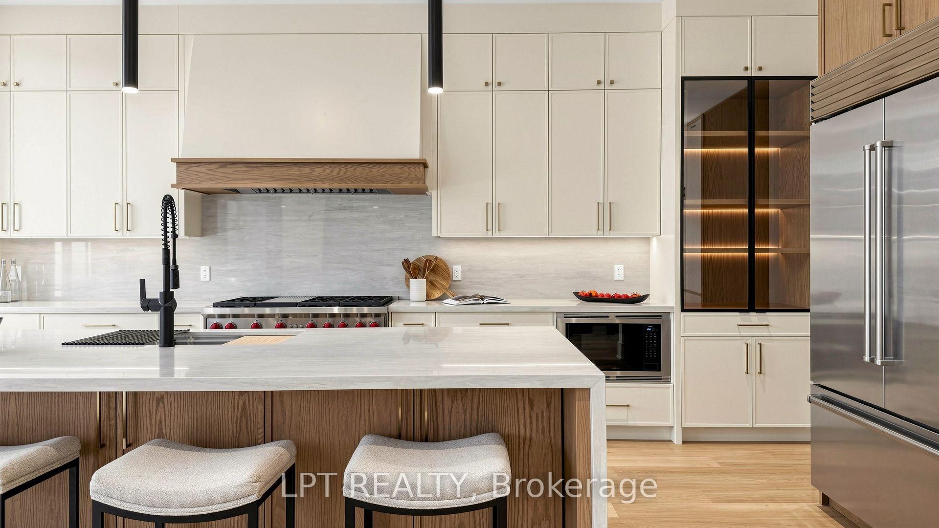Photo 15 of 431 Heath Street E, Toronto, Leaside — HOMEH