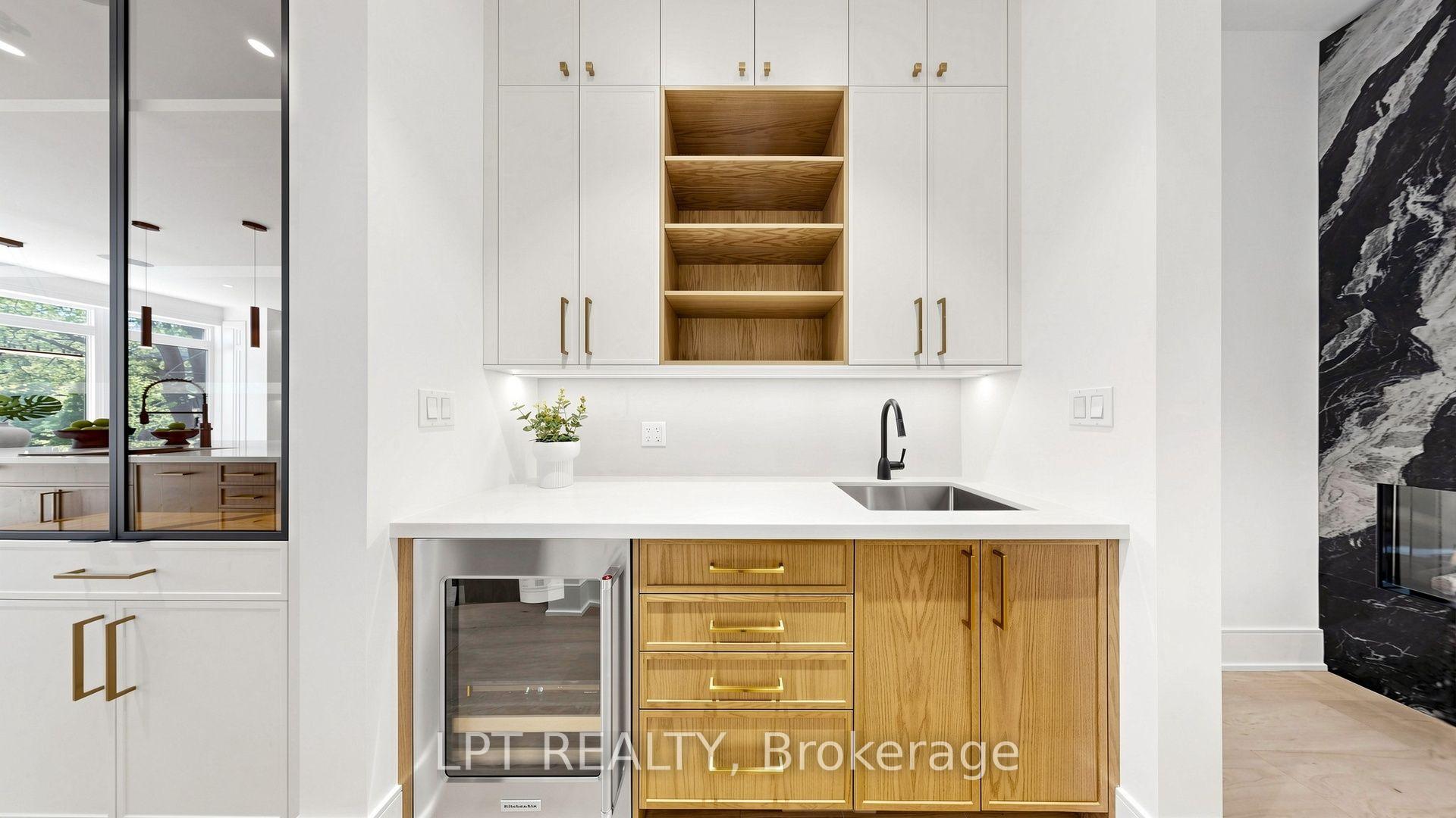 Photo 17 of 431 Heath Street E, Toronto, Leaside — HOMEH