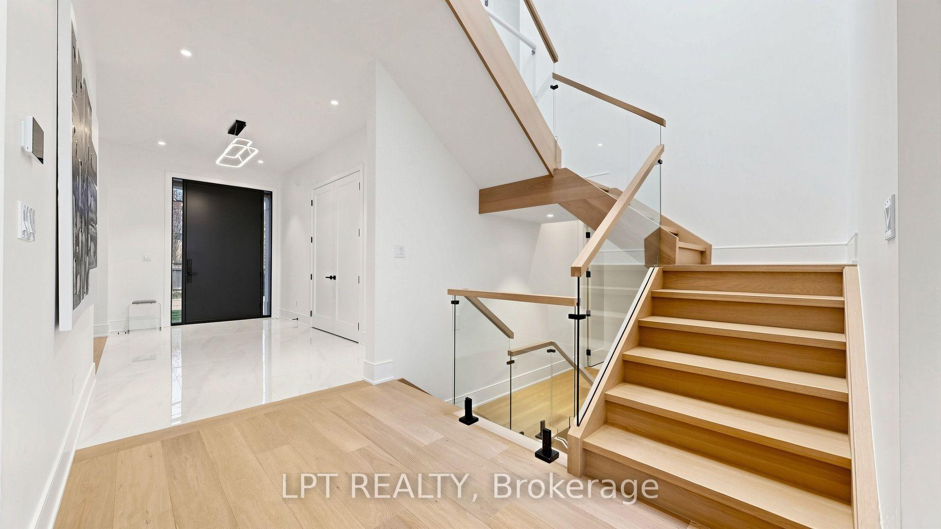 Photo 19 of 431 Heath Street E, Toronto, Leaside — HOMEH