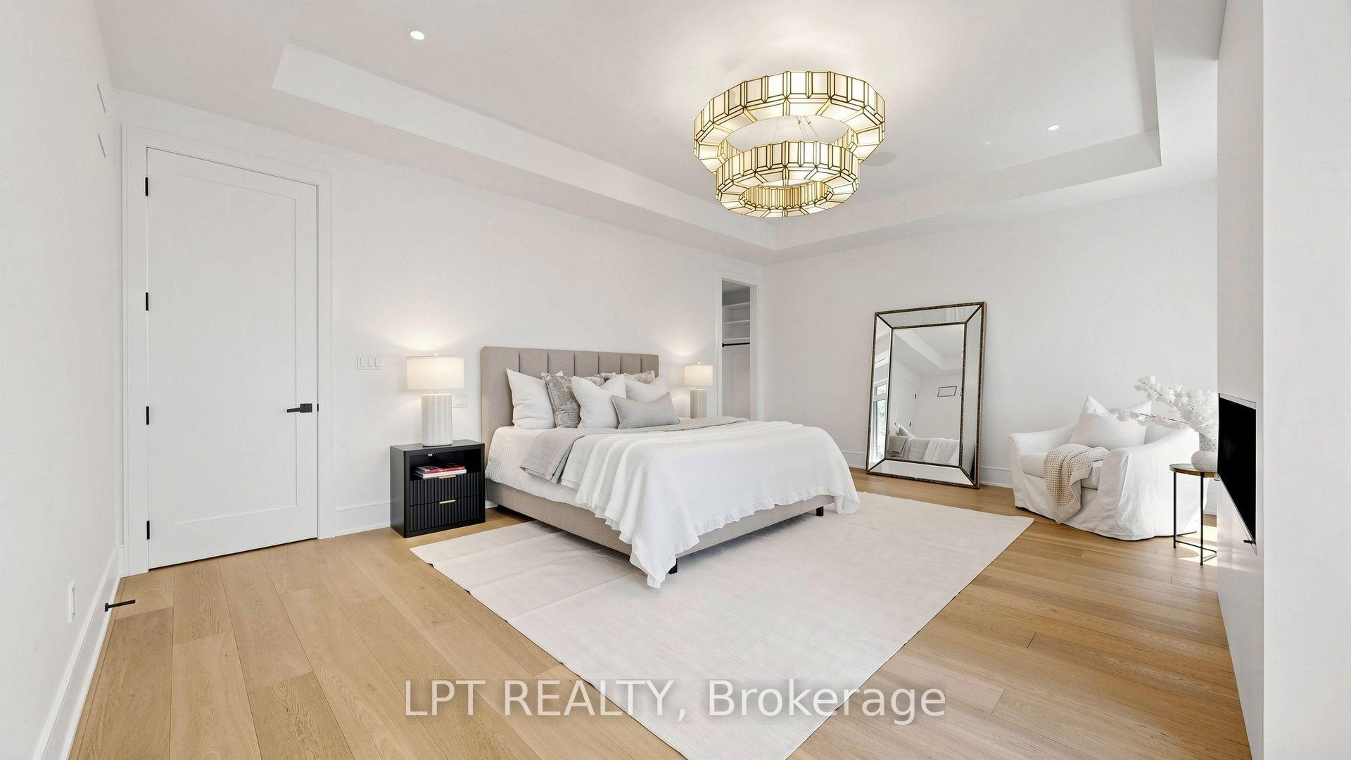 Photo 23 of 431 Heath Street E, Toronto, Leaside — HOMEH