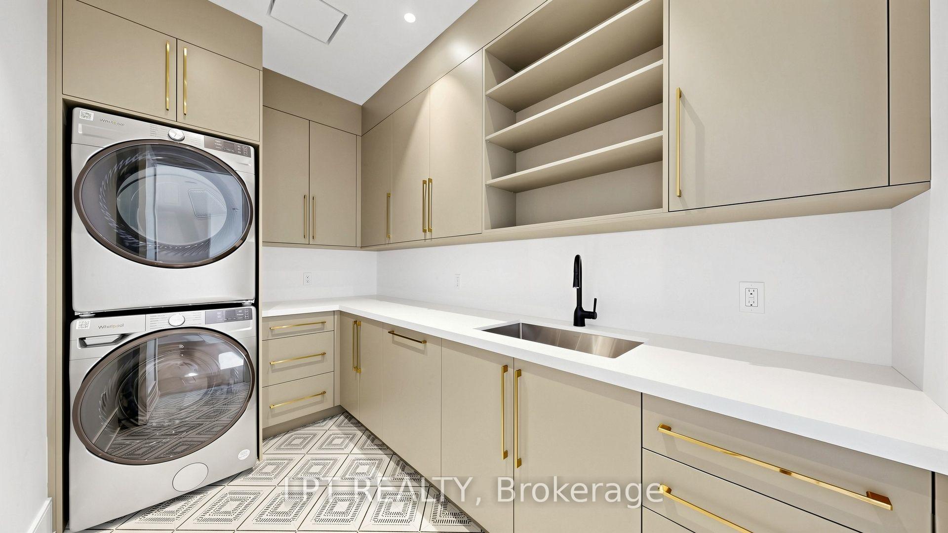 Photo 27 of 431 Heath Street E, Toronto, Leaside — HOMEH