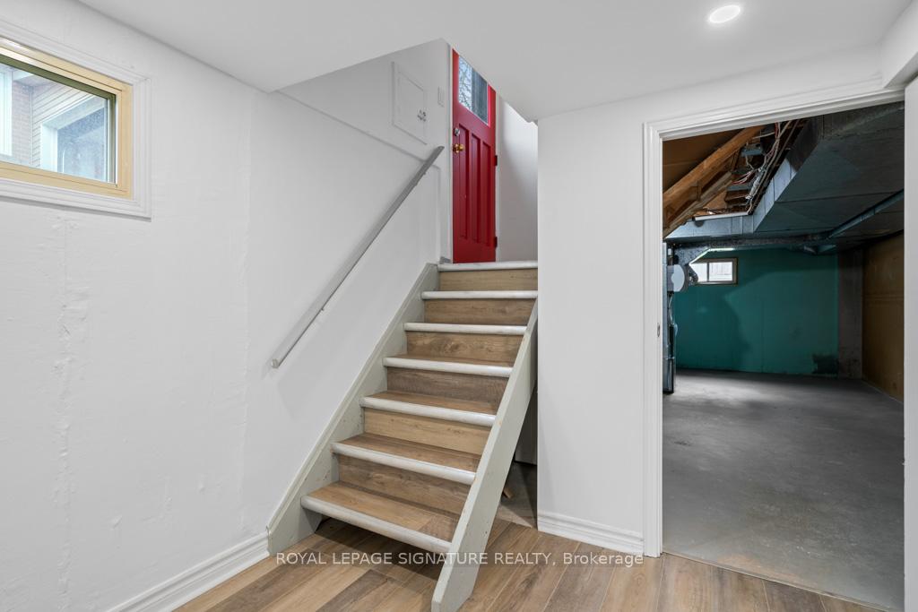 Photo 4 of Unit Bsmt, 12 Davidson Road, Aurora, Aurora Heights — HOMEH