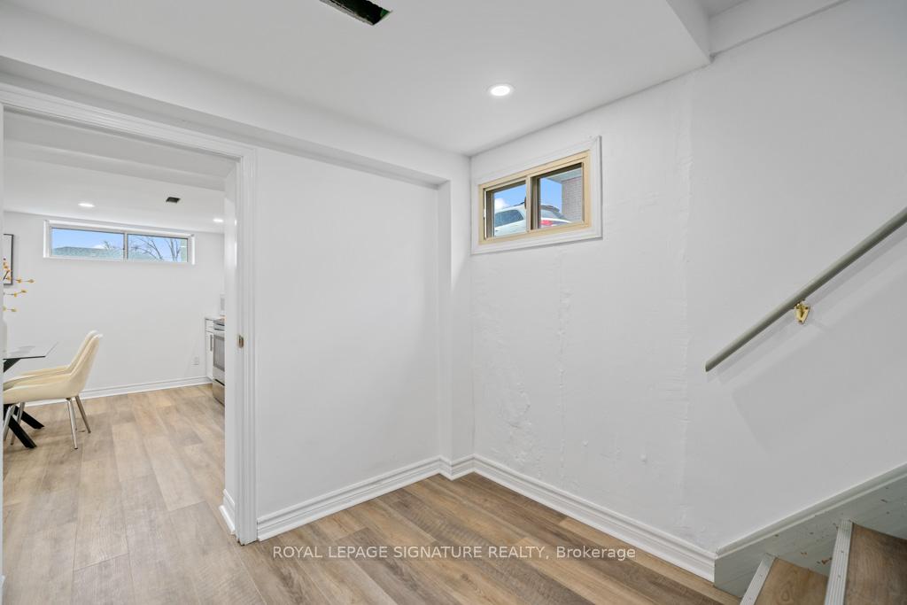Photo 7 of Unit Bsmt, 12 Davidson Road, Aurora, Aurora Heights — HOMEH