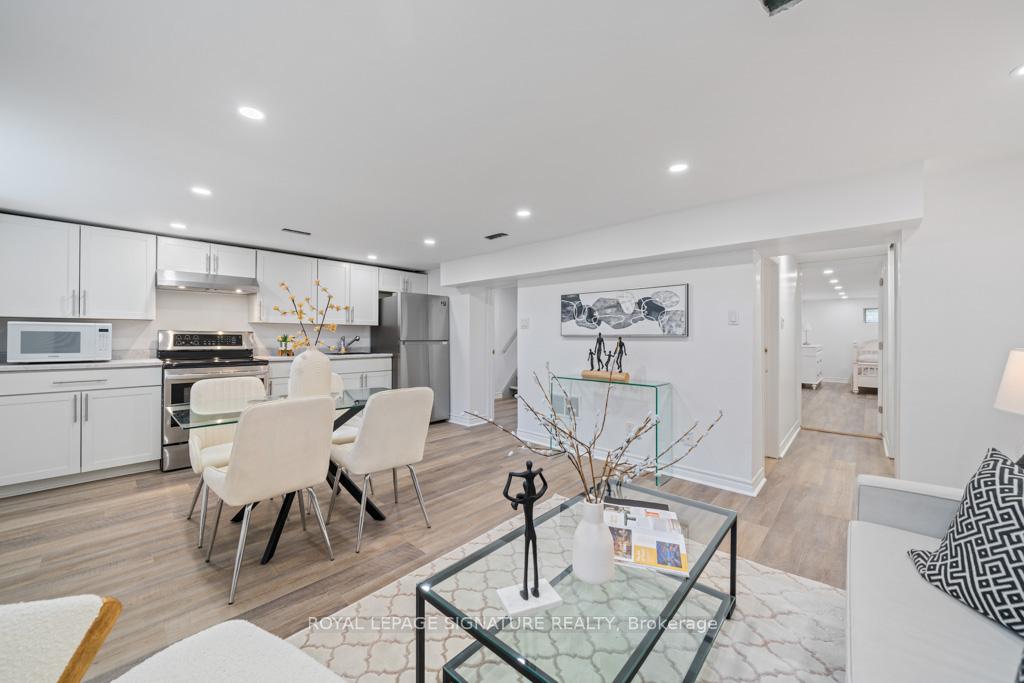 Photo 14 of Unit Bsmt, 12 Davidson Road, Aurora, Aurora Heights — HOMEH