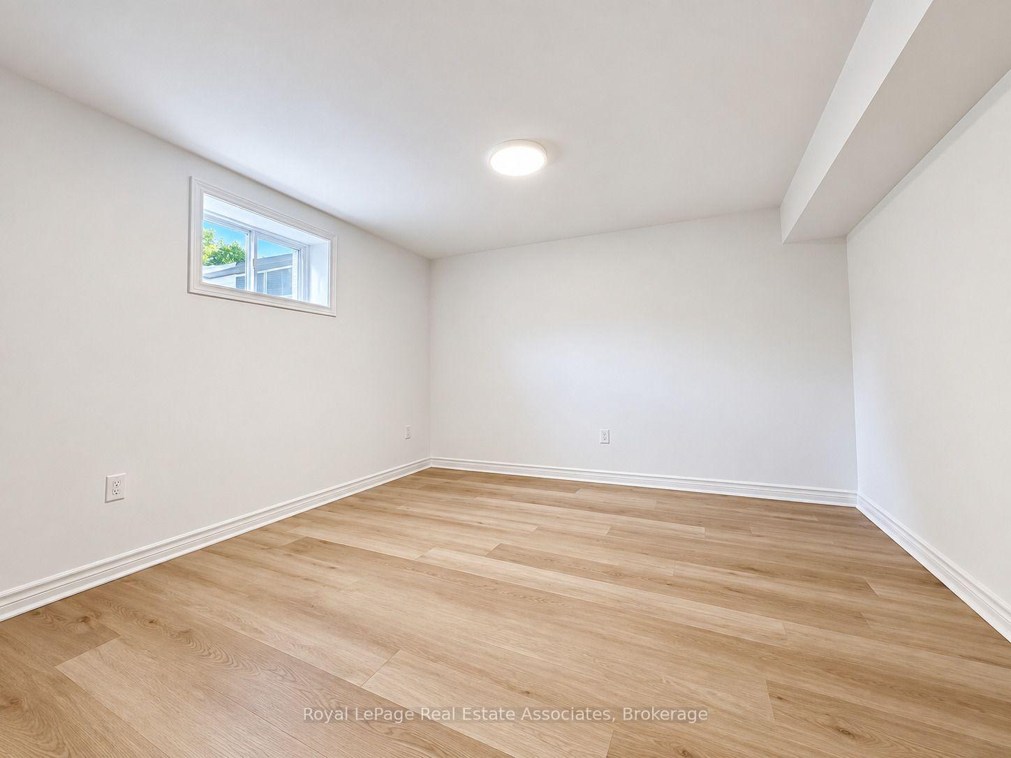 Photo 6 of Unit Bsmt, 20 Silvercrest Avenue, Etobicoke, Alderwood — HOMEH