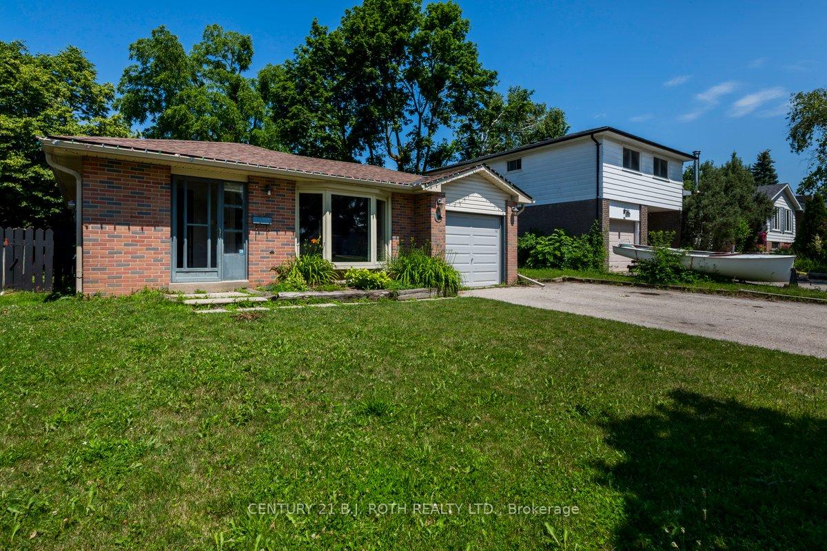 Photo 2 of 36 Cynthia Court, Barrie, Wellington — HOMEH