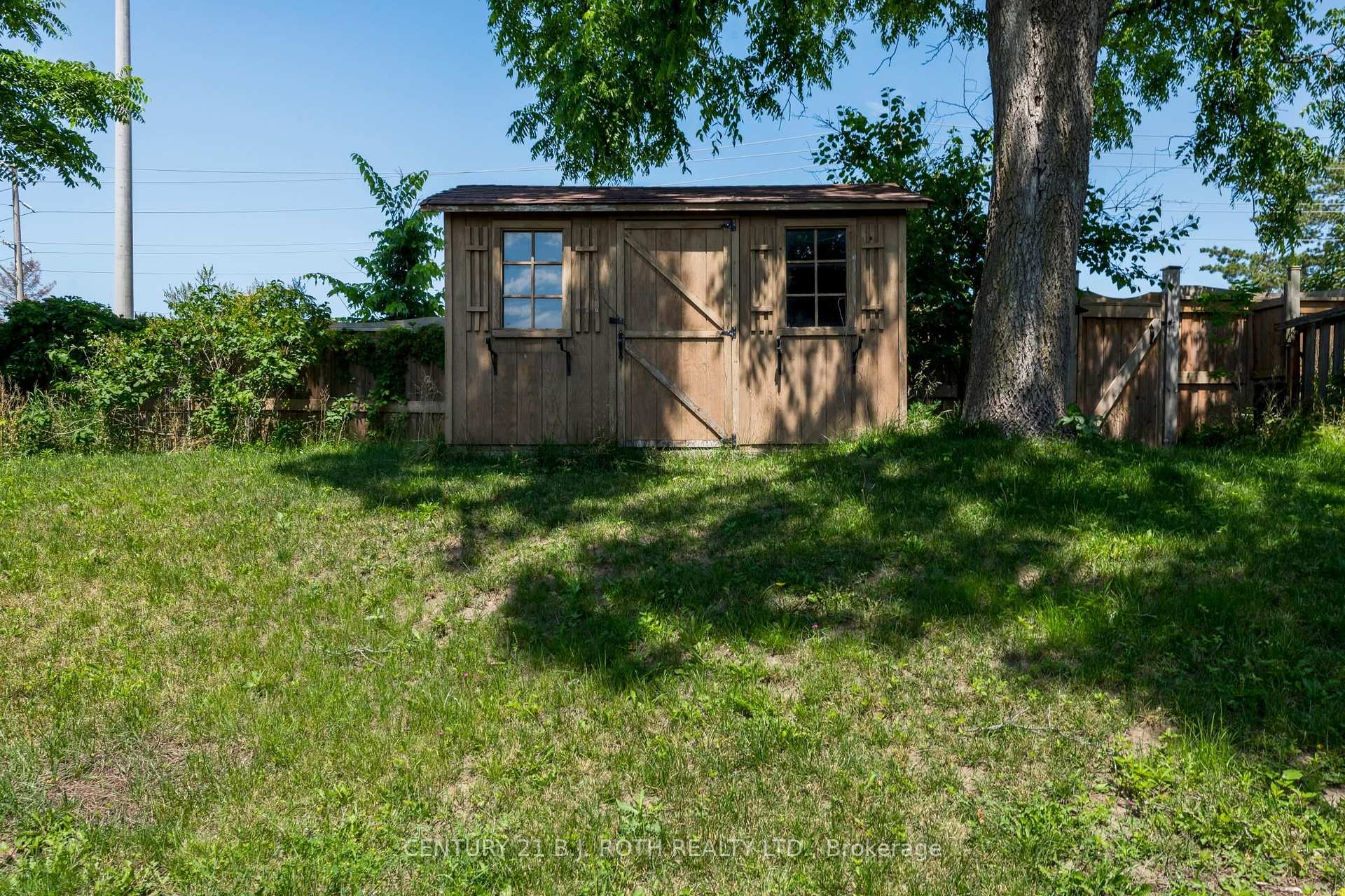 Photo 3 of 36 Cynthia Court, Barrie, Wellington — HOMEH