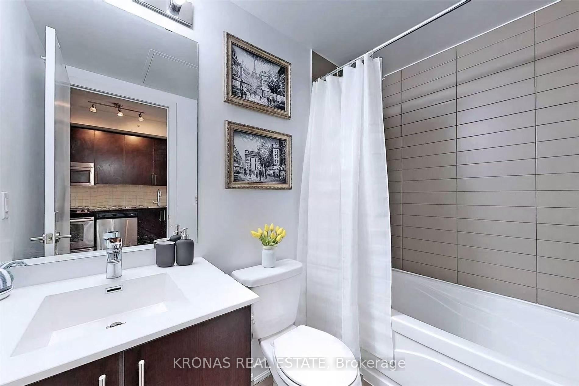 Photo 3 of Unit 1009, 60 Berwick Avenue, Toronto, Yonge-Eglinton — HOMEH
