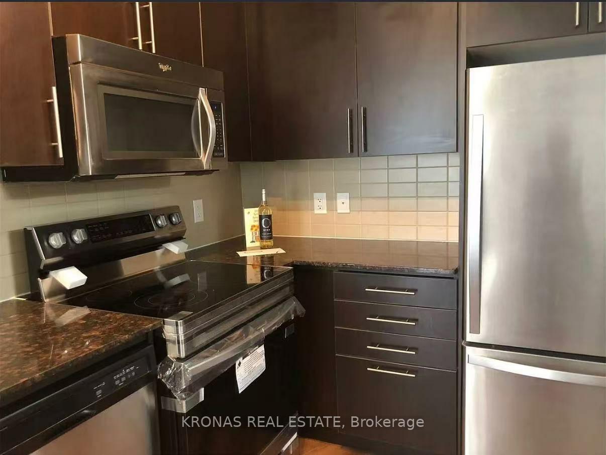 Photo 6 of Unit 1009, 60 Berwick Avenue, Toronto, Yonge-Eglinton — HOMEH